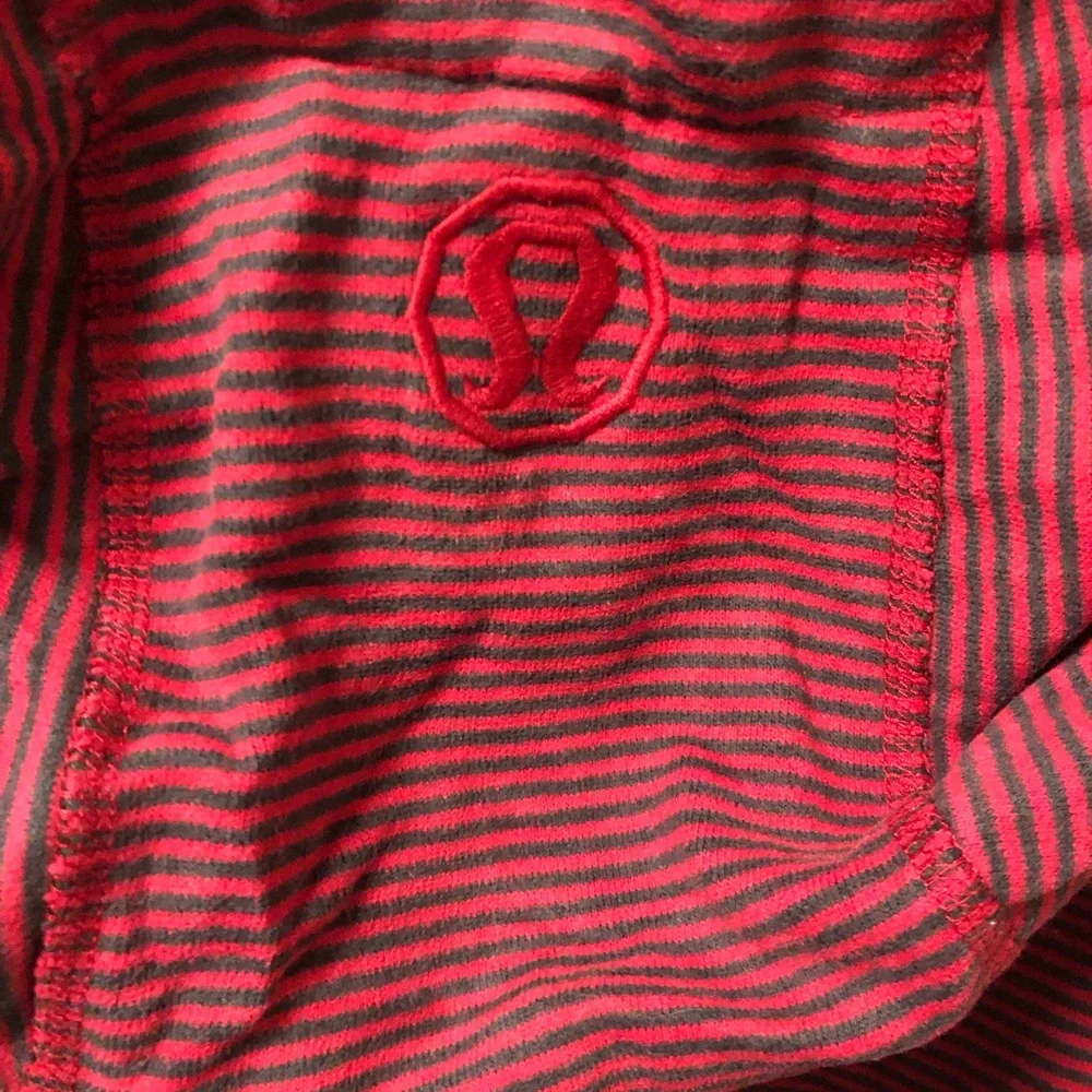 Lululemon jacket - Picture 3 of 3